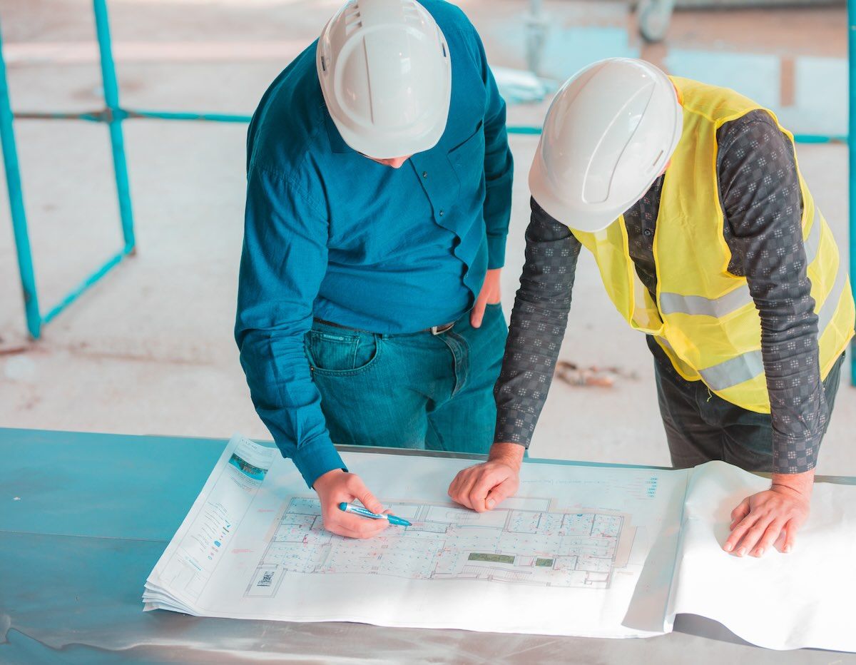general contractor in construction projects